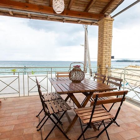 Seaview Stone Apartment In Ipsos Beach Dış mekan fotoğraf